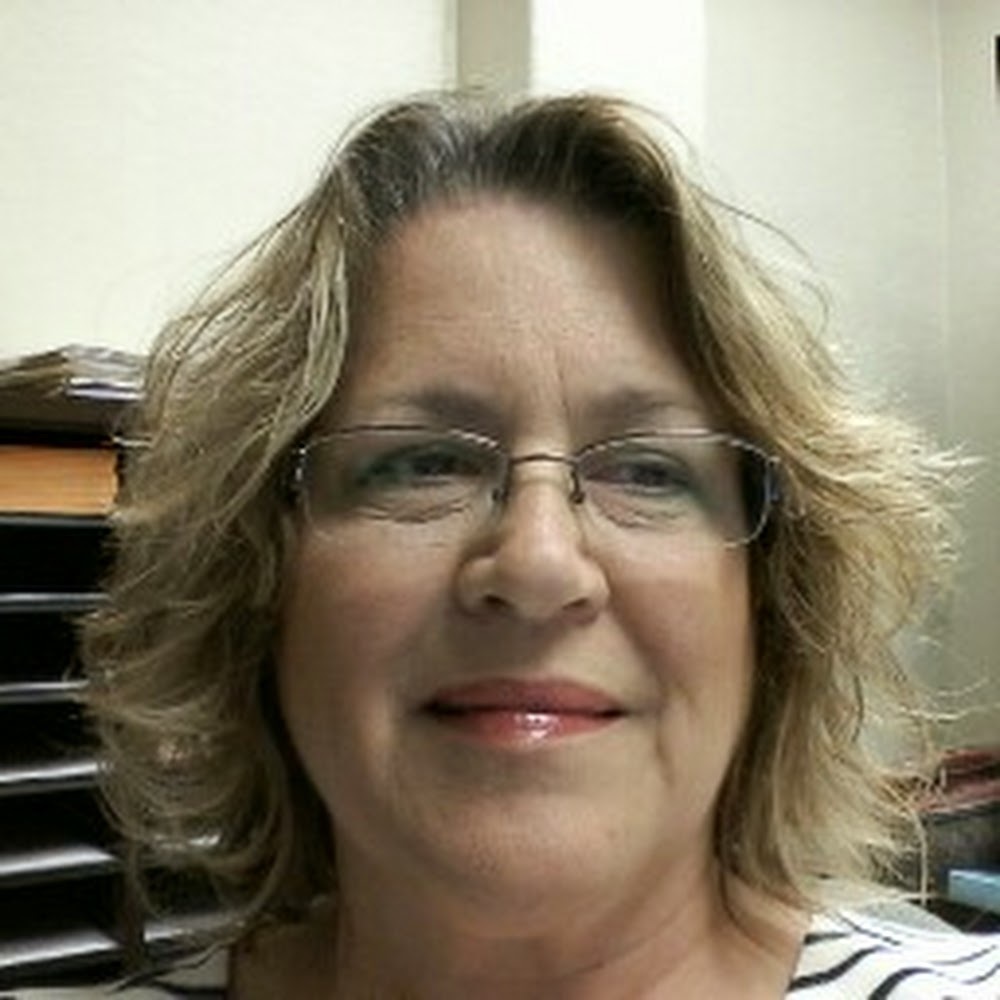 Meet your Posher, Deborah